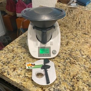 BRAND NEW Thermomix for kids! Fully battery powered